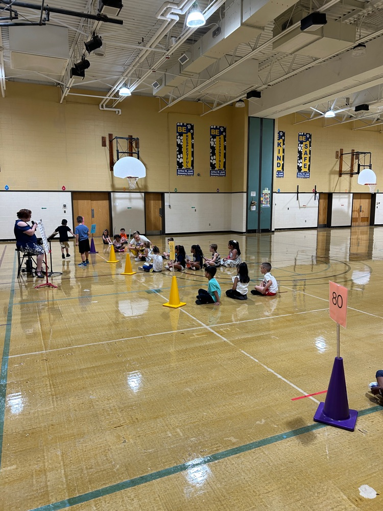 kids lining up
